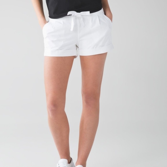 Lululemon Spring Breakaway Shorts - Size 12 Brand New White Women's Shorts - Picture 11 of 11